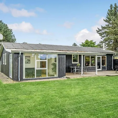 Beautiful In With Sauna Tatil Evi Otterup