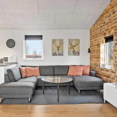 Beautiful In With Sauna *